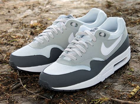 nike air max 1 essential weiß grau|Nike Air Max 1 Essential Sneaker (Men) .